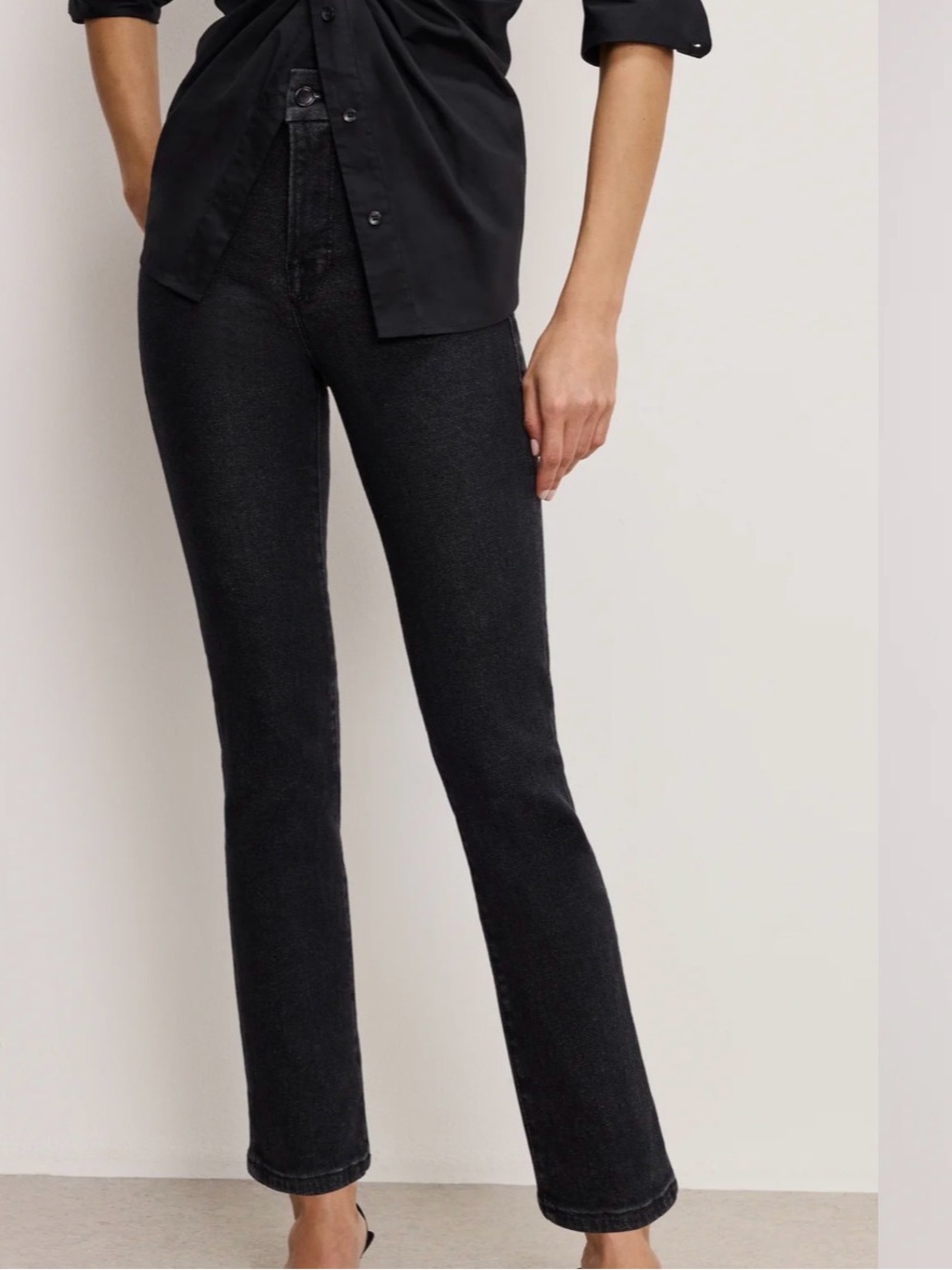 Good American Black Straight-Leg Jeans